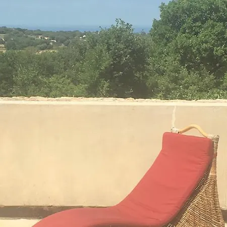 Maison De Campagne A *